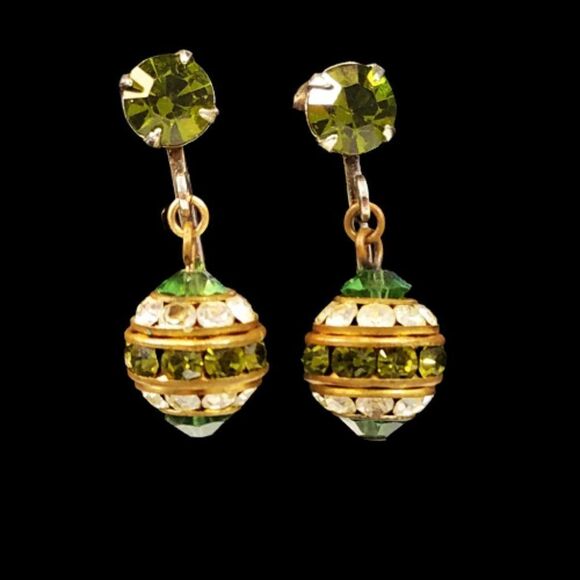 Vintage Egg Shape Clip-On Earrings Green Glass And Sparkling Rhinestones - Picture 1 of 6